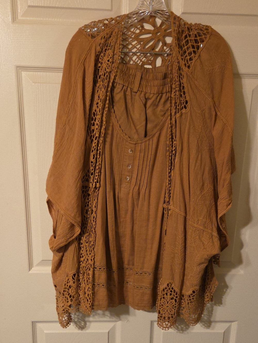 Boho Crochet Trim 3-Pc Shorts Set in Warm Camel Linen